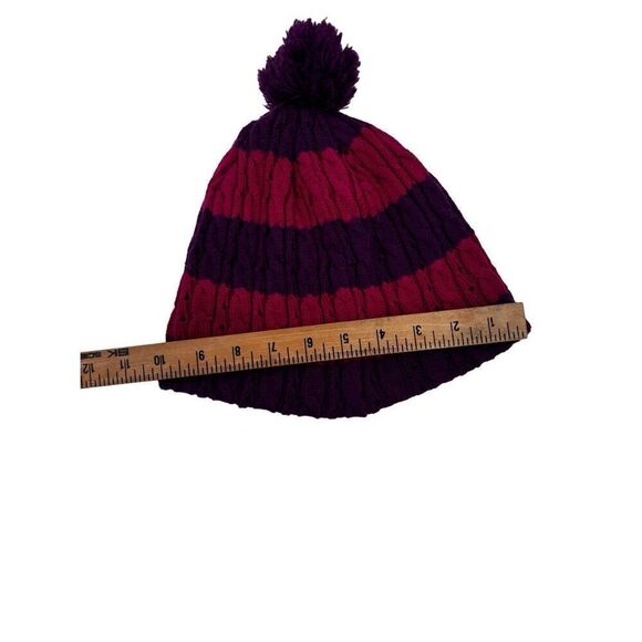 Levi’s Horizontal striped hat winter beanie hat with Pom Pom on top - Picture 10 of 11
